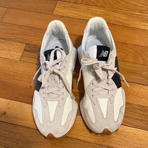 EUC New Balance Women’s 327